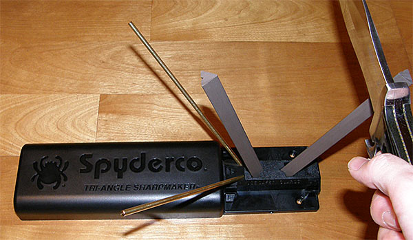 Spyderco Triangle Sharpmaker 204 | 燃えABLEタイプ